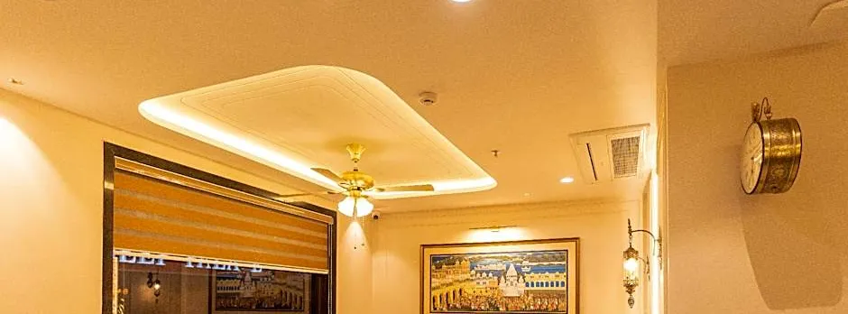 Raghunandan Palace - A Premier Boutique Stay