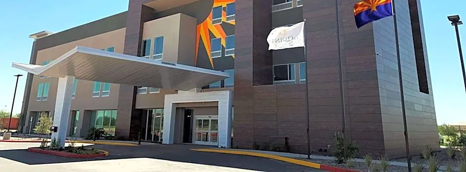 La Quinta Inn & Suites by Wyndham Maricopa - Copper Sky