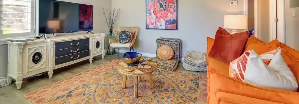 5 Blocks to Jax Beach: Getaway w/ Patio & Yard!