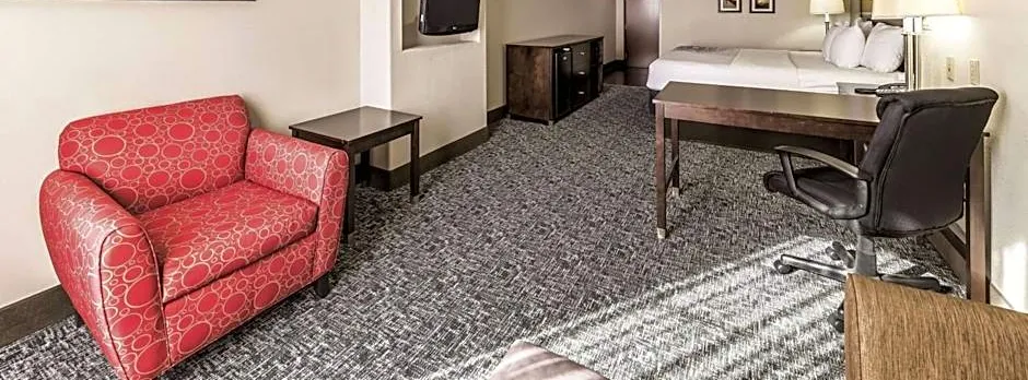 La Quinta Inn & Suites by Wyndham Tulsa - Catoosa