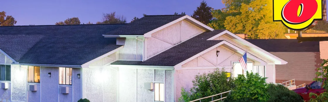 Super 8 by Wyndham Pittsburgh Arpt/Coraopolis