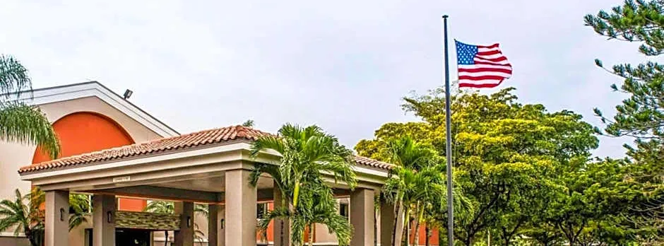 Quality Suites Fort Myers I-75