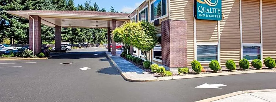 Quality Inn & Suites Vancouver North