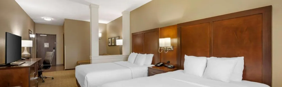 Comfort Suites West Omaha