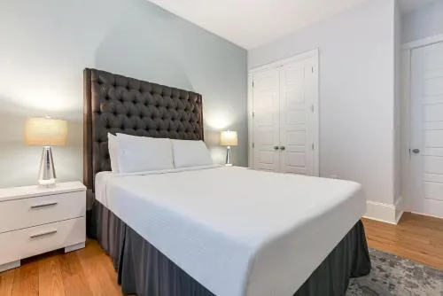 Stunning 4BR-5BR near French Quarter Homes by Hosteeva