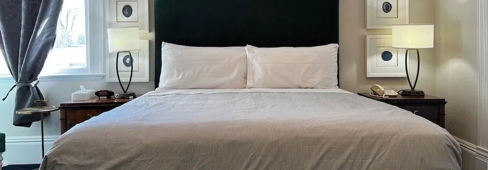 The Sterling Hotel