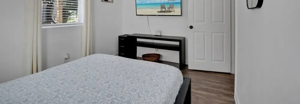 Downtown Jacksonville Retreat Pet-friendly With Hot Tub & Backyard Oasis