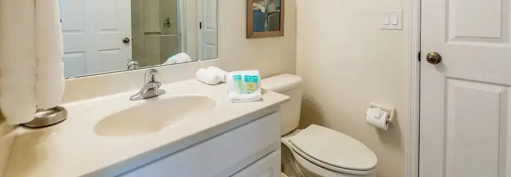 Fantastic 4br 3ba with Pvt Pool with Lake view near to Disney