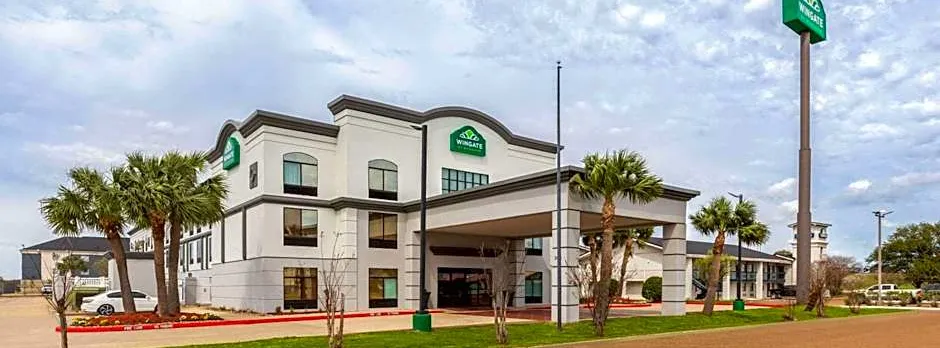 Wingate by Wyndham Sulphur Near Lake Charles