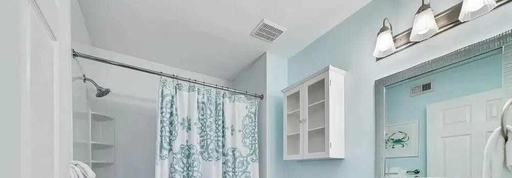 Updated, Ground Floor Unit w/ Pool & Gym, Sleeps 6