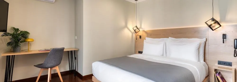Arcade Hotel