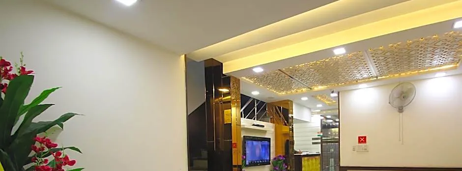 Hotel Hill Palace