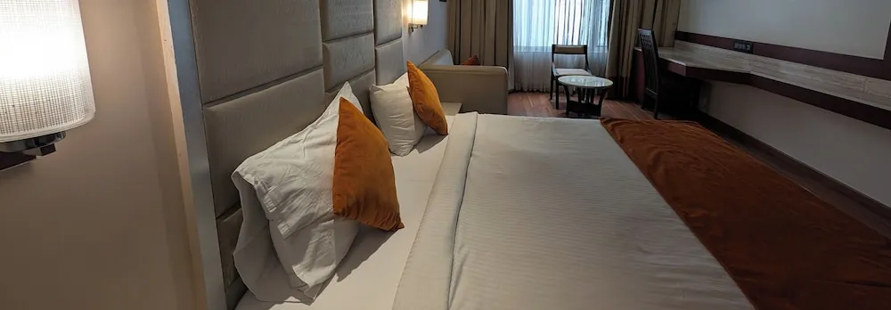 High Rise Suites