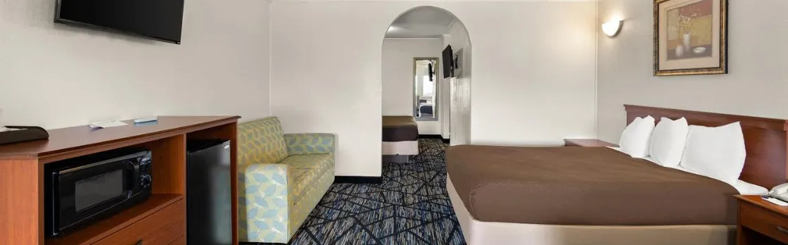 Americas Best Value Inn-Celina