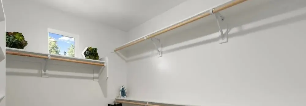 NEW Alamo Alpine Retreat Sleeps 11 3 Showers