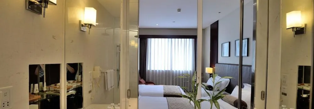 Victoria hotel