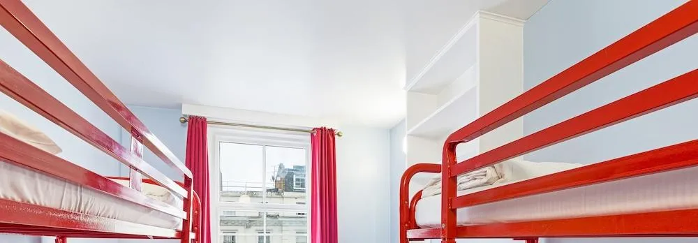 Astor Victoria Hostel (Adults only)