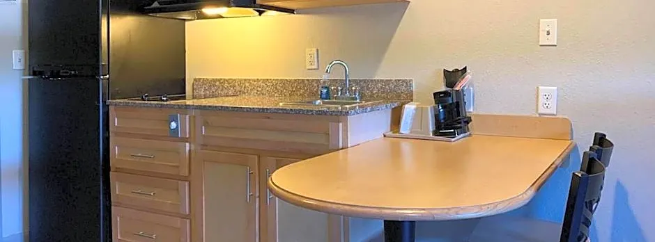 Suburban Studios near Panama City Beach