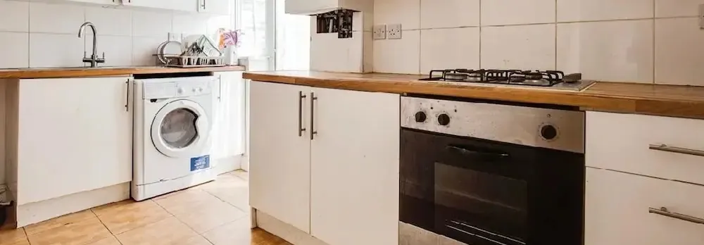 3-bed Apt-15 Mins to Heathrow-pet-friendly-parking
