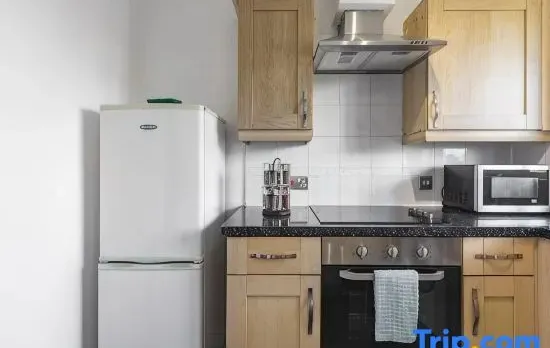 2-BR London Oasis in Woolwich