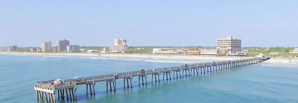 Jacksonville Beachdrifter by Distinctive Beach Rentals