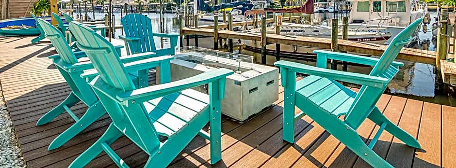 Latitude 26 Waterfront Boutique Resort - Fort Myers Beach