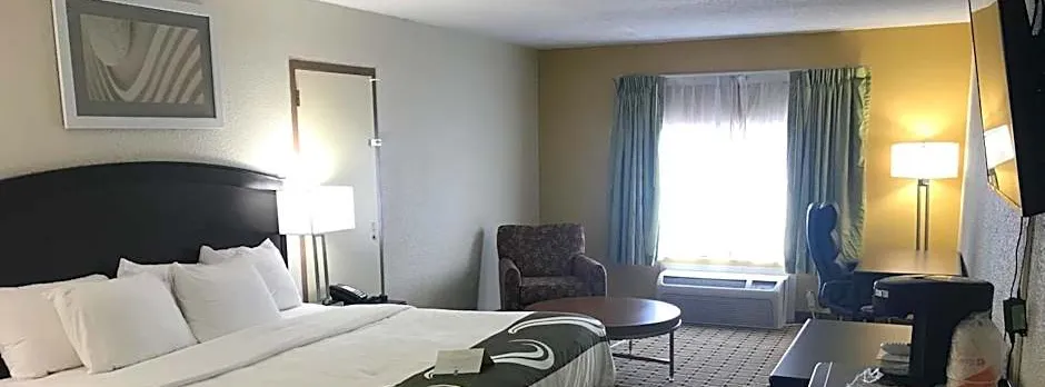 Quality Inn Vincennes