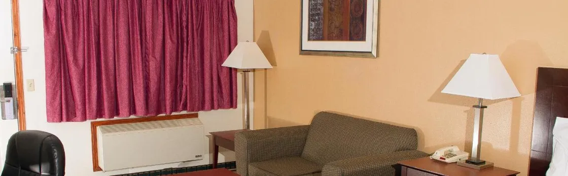 Budget Inn & Suites