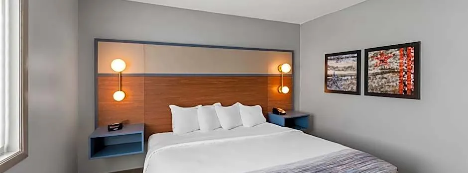 AmericInn by Wyndham Crookston U of M Crookston