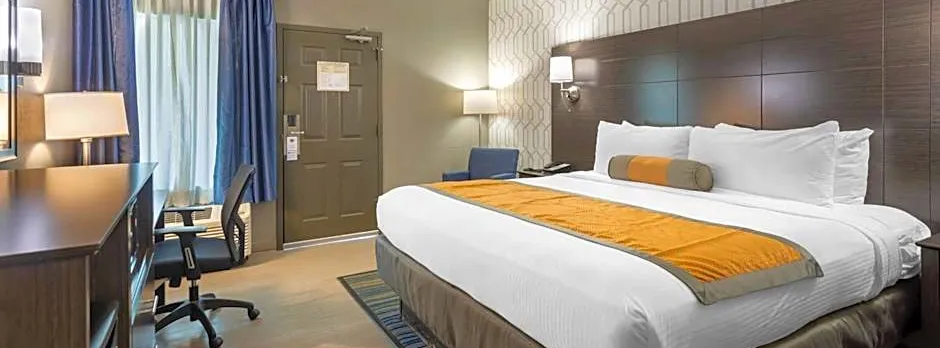 Best Western Plus Bowling Green