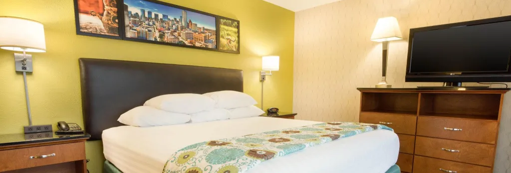 Heritage Inn & Suites The Woodlands, Trademark by Wyndham