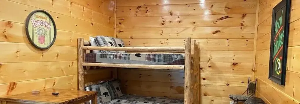 New 5K Suites Hot Tub Game Room Near Gsmnp