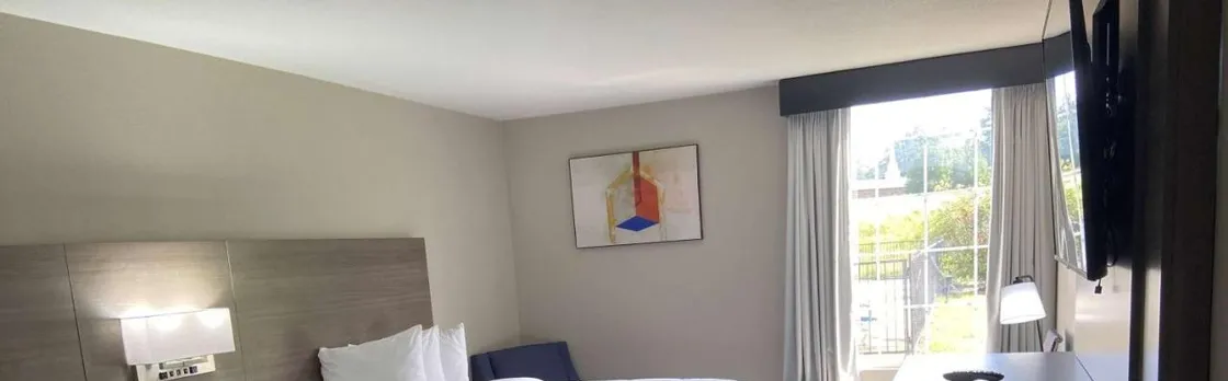 Days Inn & Suites by Wyndham Tahlequah