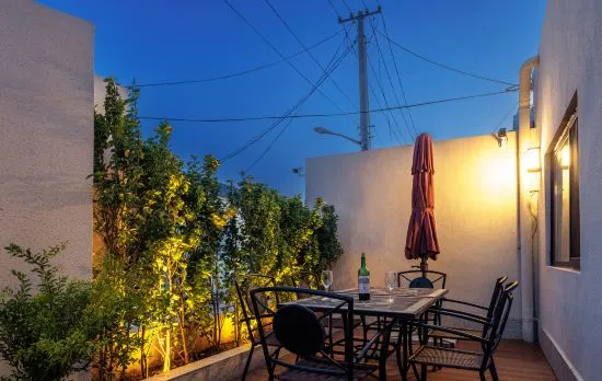 Holly Warm Castle Homestay