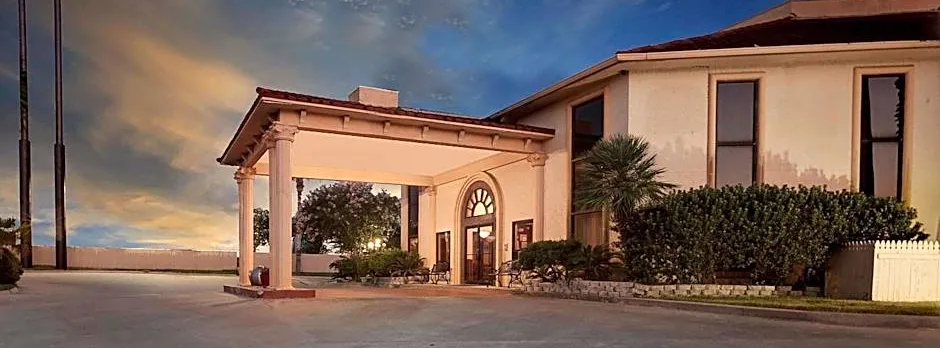 Super 8 by Wyndham Corpus Christi Northwest