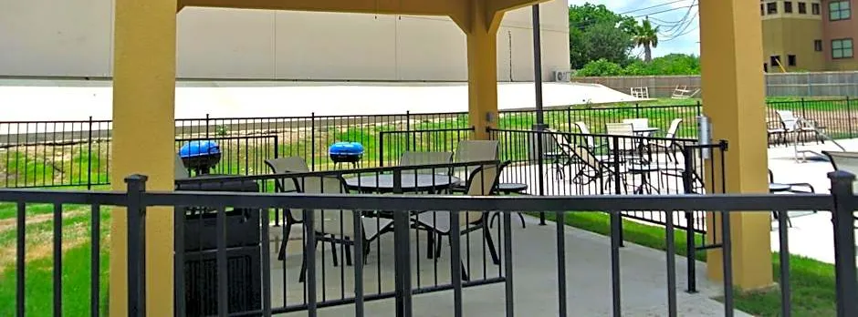 Hampton Inn Carrizo Springs