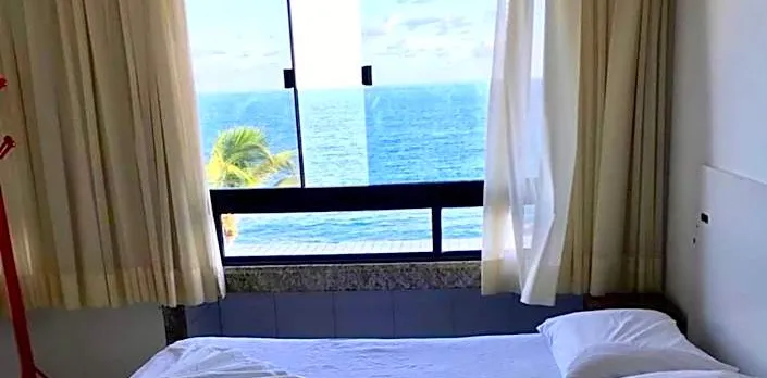 Flat Vista Mar Frente ou Lateral na Barra em Salvador