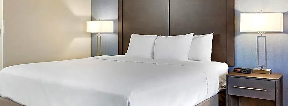 Days Inn by Wyndham Ellensburg