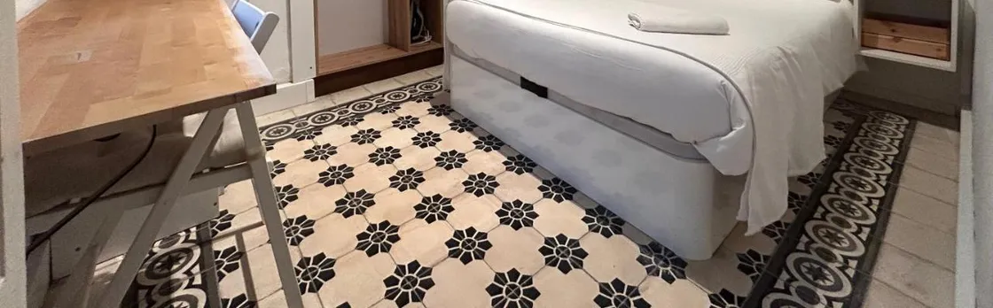 Home in Seville V33-B