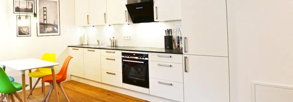Modern Apartment Near Downtown