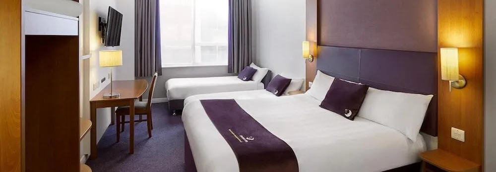 Premier Inn Glasgow East Hotel
