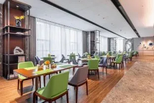 Hampton by Hilton Wuhan Railway Station