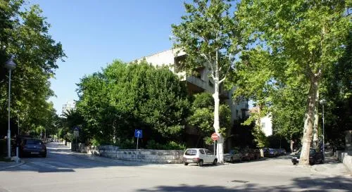 Deluxe Apartment Joia with balcony near Old Town and Bacvice Beach