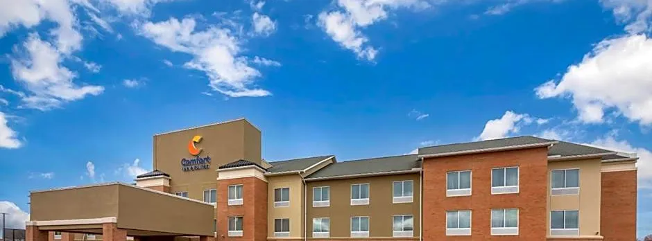 Comfort Inn & Suites Akron South
