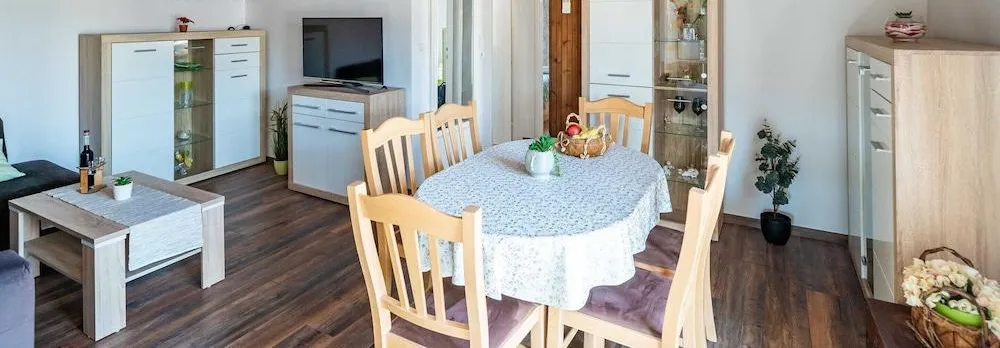 Apartment Dorica - Two Bedroom Apartment with Terrace