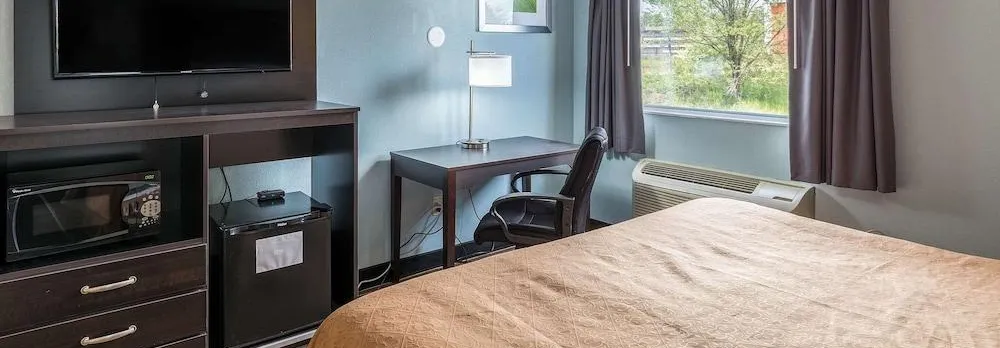 Rodeway Inn - Ludington