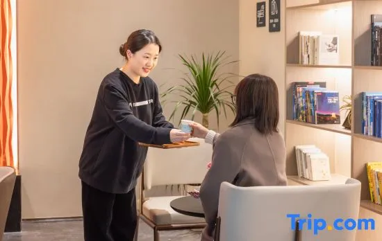 Atour Hotel Xiaoshao Road, Xiaoshan South Railway Station, Hangzhou