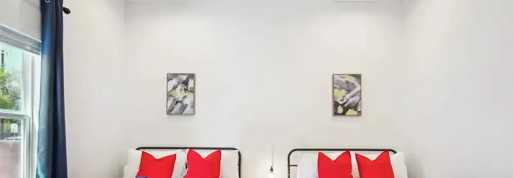 Sleek 4br/3ba Urban Living w/ Downtown Views!