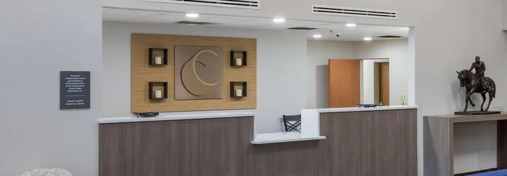 Comfort Inn & Suites