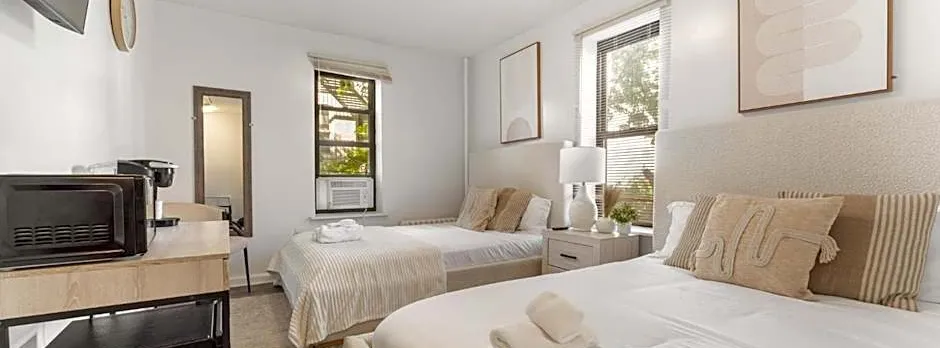 Bay Ridge ApartHotel